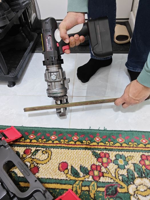 Аккумулятор гедравлический арматура рез до 16 мм Срочно