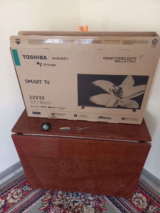 Тошибо телевизор черный