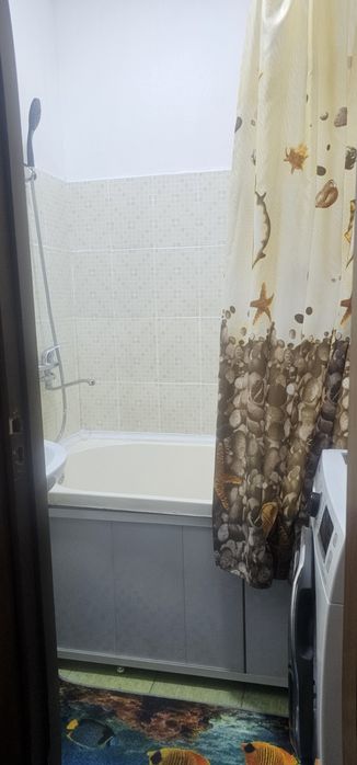 Продаётся 3-х конатная квартира в Сергели 5а