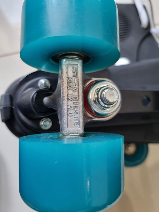 Role adulți SFR- RAPTOR 76 mărime 43-45  noi (UK)