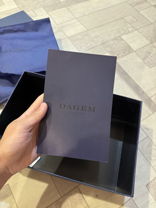 Кроссовки Dagem белые бу
