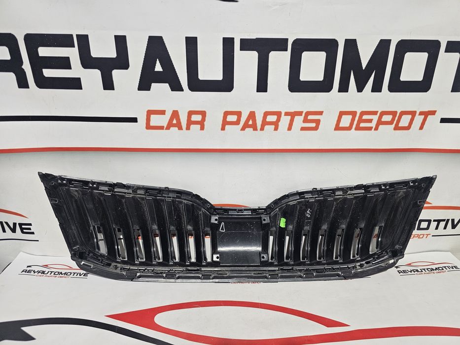Grila radiator Skoda Octavia 3 Facelift dupa 2017 cod 5E0853653C