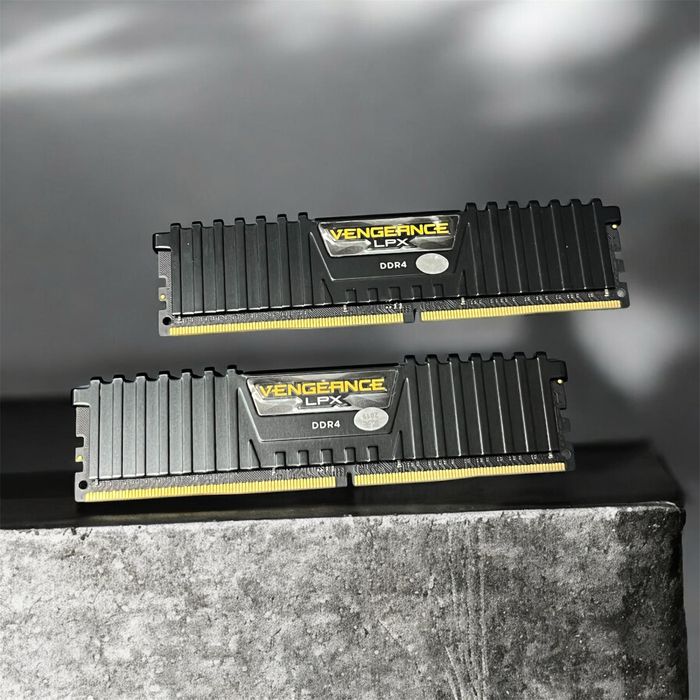 ОЗУ 32GB (2x16GB) Corsair Vengeance LPX DDR4 3000MHz