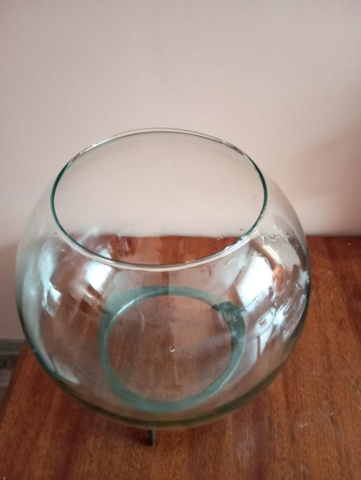 Продам аквариум 25литров круглый