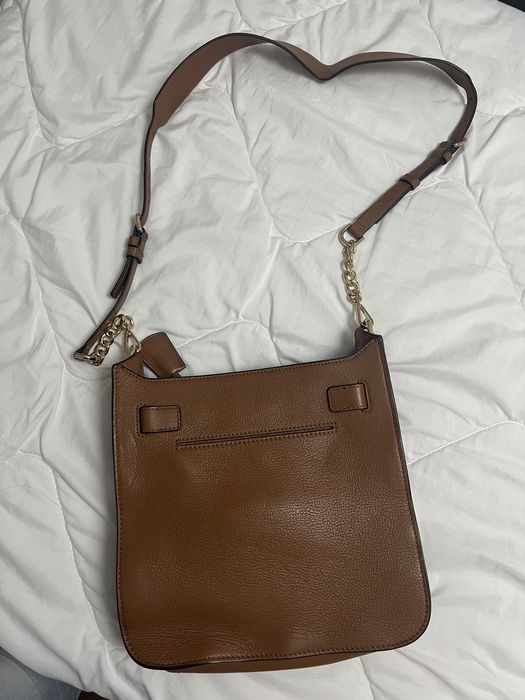 Michael Kors чанта за през рамото