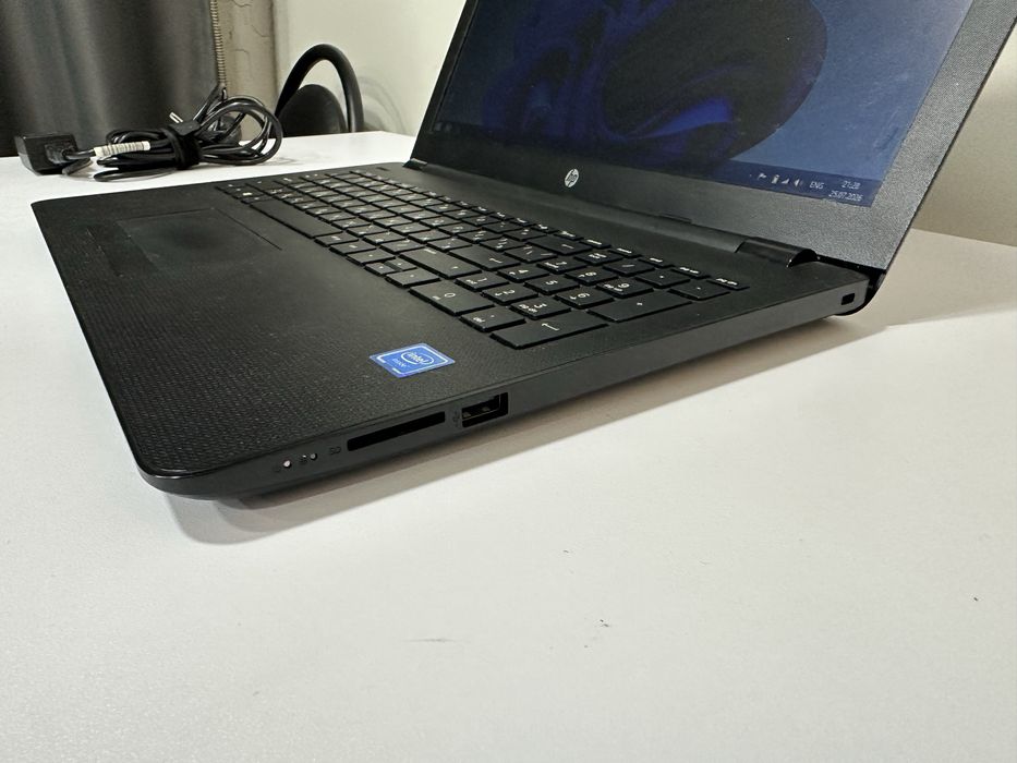 Рабочий ноутбук HP