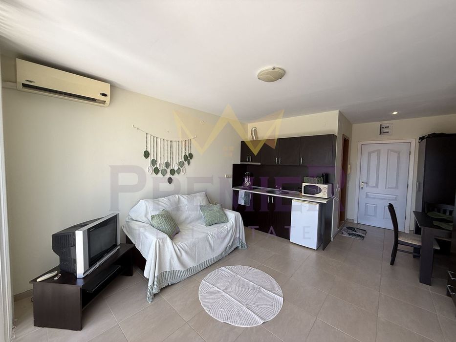 Продава се Едностаен апартамент в к.к. Слънчев бряг - 40 кв.м за 1250 €/кв.м - Снимка #2