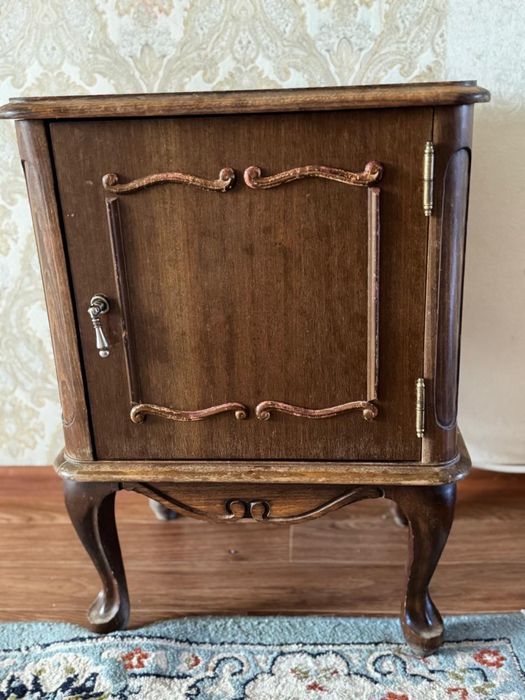 Срочно продается тумбочка.