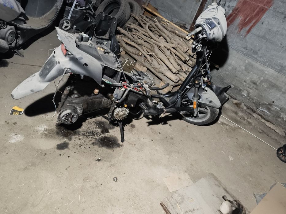 Скутер 50 кубика