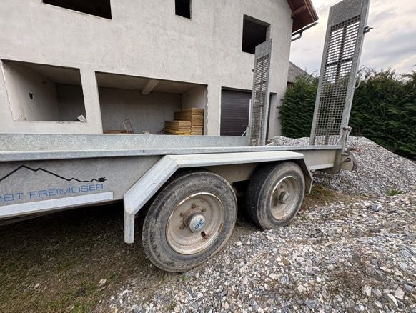 Trailer utilaje 10 tone