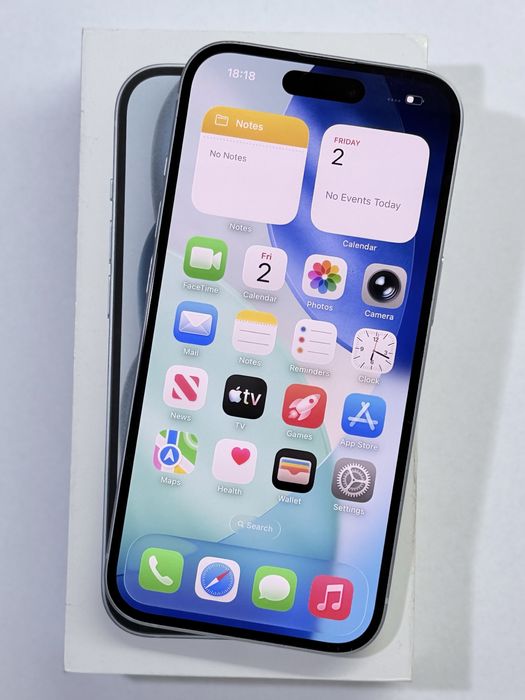 iPhone 15 Blue 94% battery