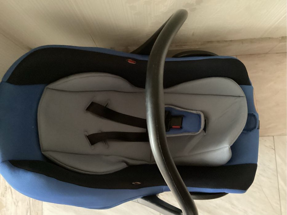 Бебешко столче-кошче за кола и пренасяне Monni