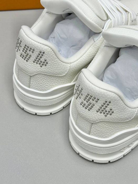 Louis Vuitton Premium