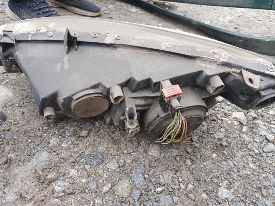 Фары на пежо 307