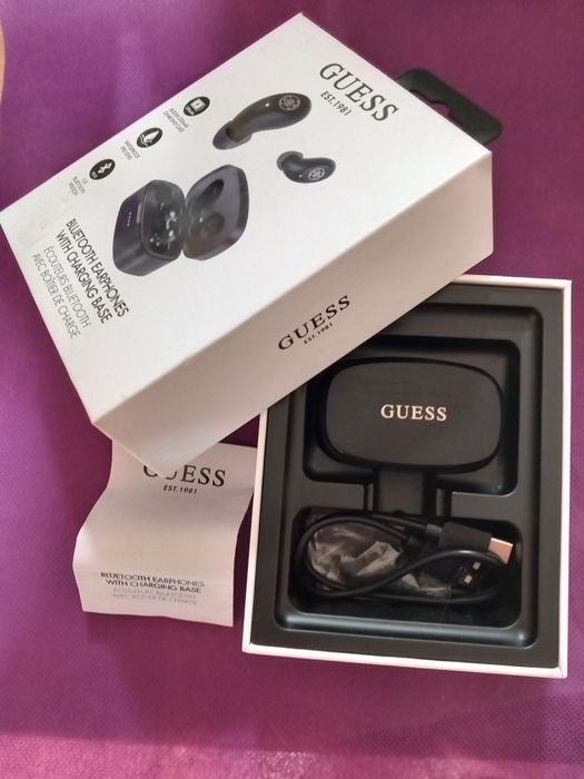 Bluetooth слушалка GUESS