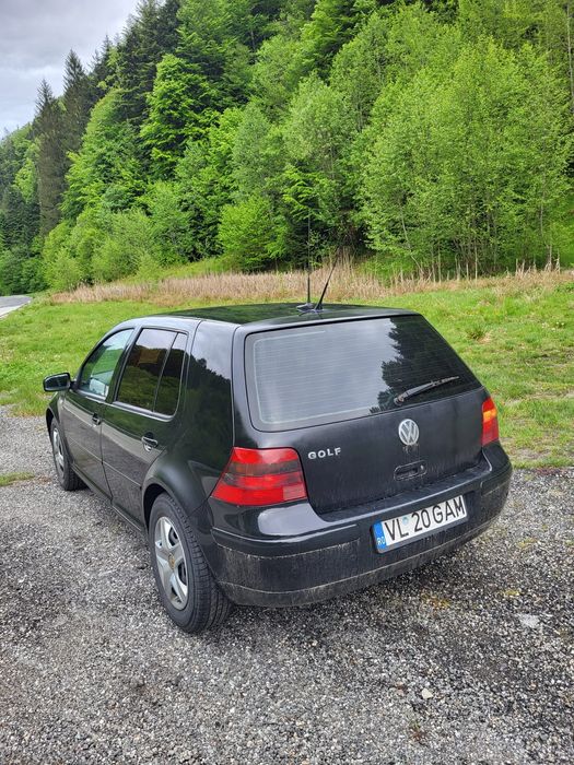 Volkswagen Golf 4 negru 1.9 alh