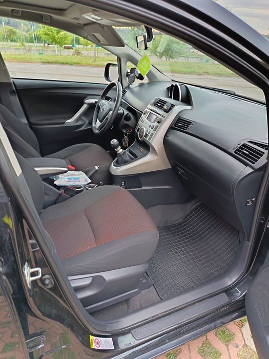 Toyota verso benzina