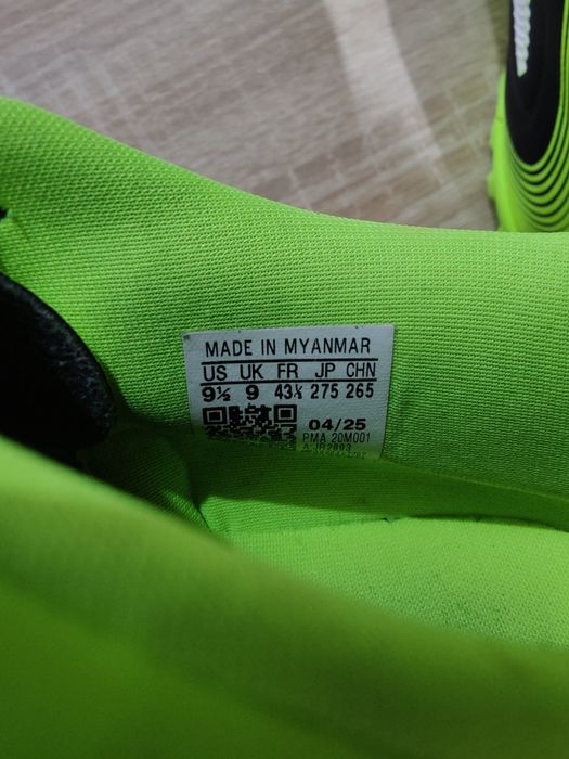 Vand Ghete fotbal Adidas, marime 43