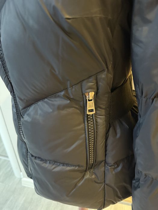 Geaca Moncler blana naturala