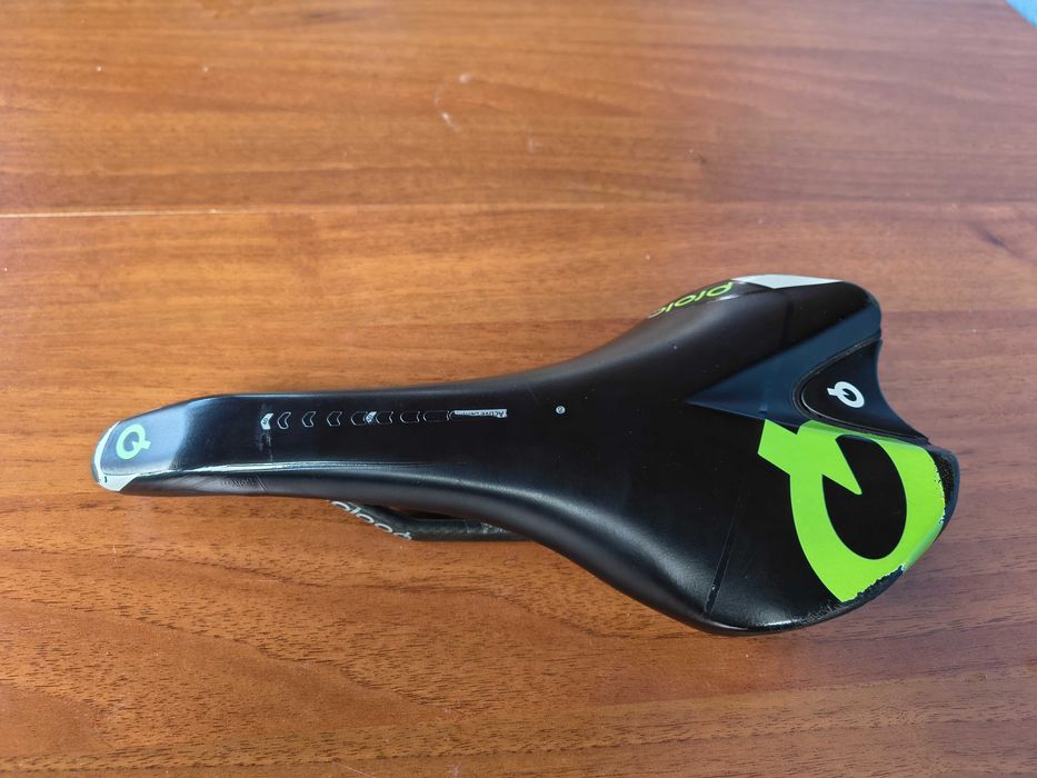Sa cursiera Prologo cu sine carbon
