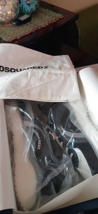 Adidași Dsquared noi nouți mărimea 42 interior talpic 27cm