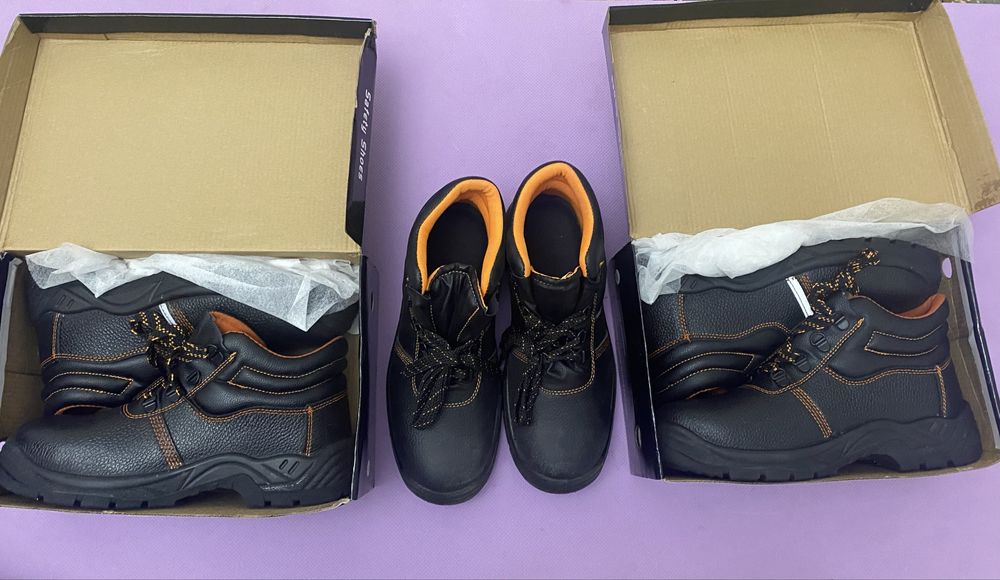 Зимний спец одежда и спец обувь и сапоги