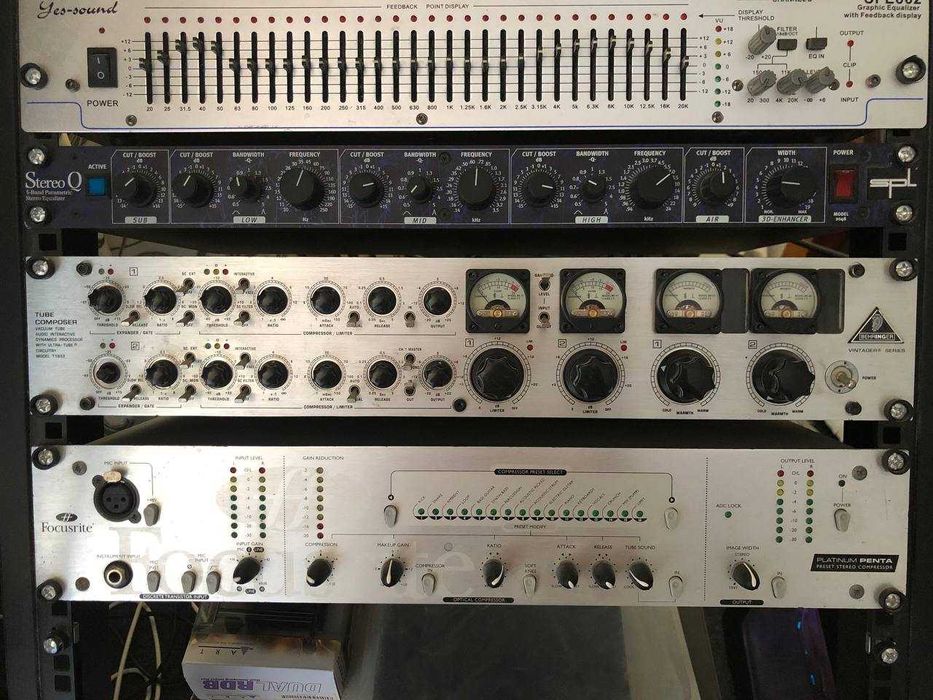 компрессор/лимитер  BEHRINGER TUBE COMPOSER T1952