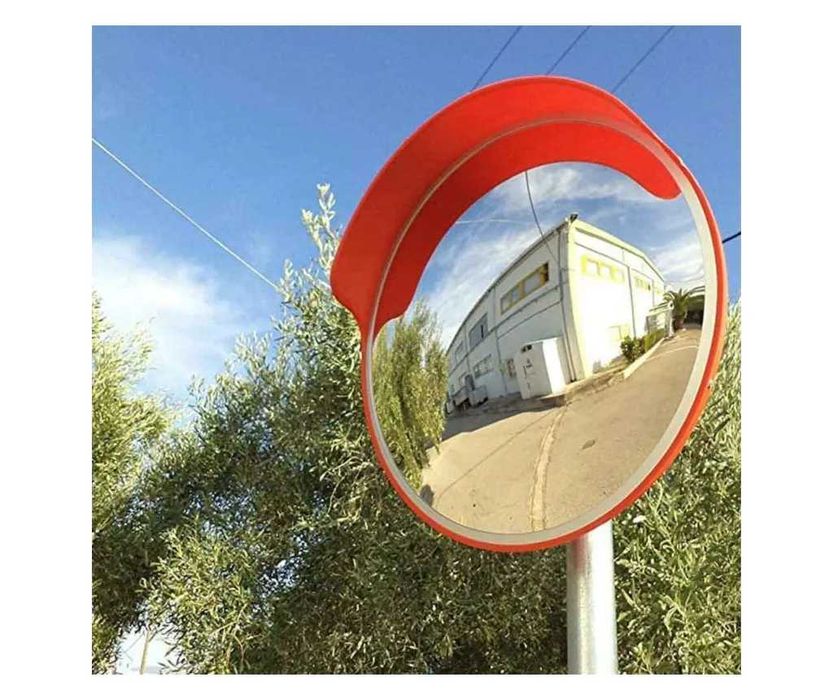 Oglindă pentru trafic