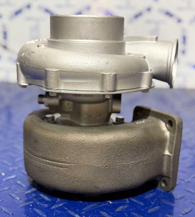 Turbosuflanta Holset HX50- 3767758 Liebherr