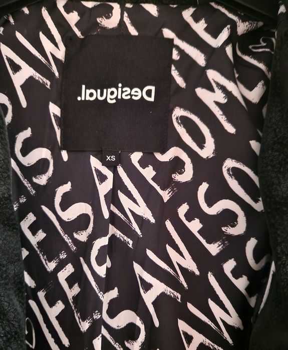 Двукомпонентно яке на Karl Lagerfeld, Яке кожено на Desiqual, XS