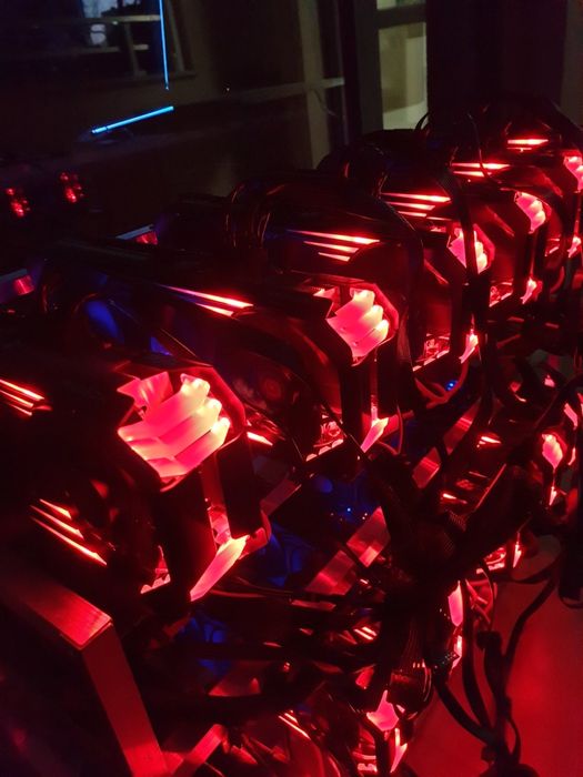 Minning rig 2 x 6 amd 6700xt копачка за крипто