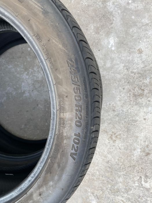 Летни гуми 245/50 R 20