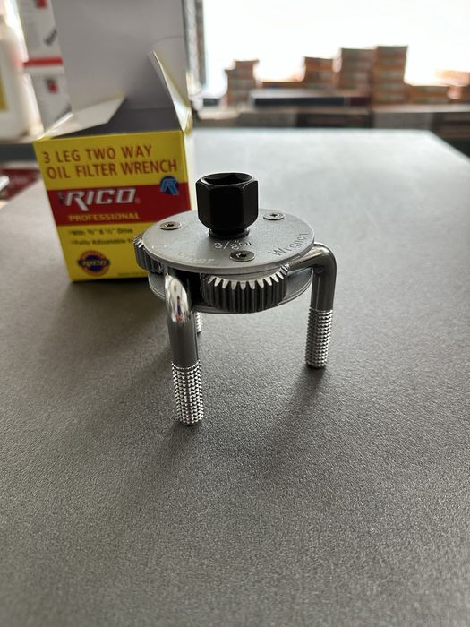 Скоба за маслен филтър тип паяк - права и крива Rico