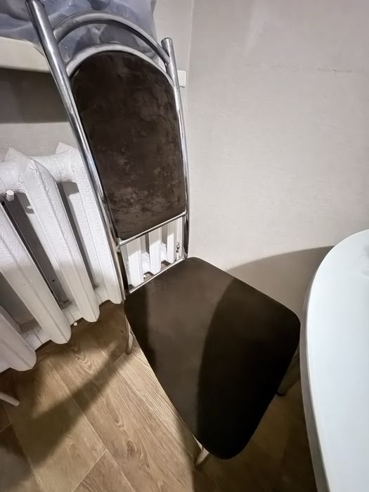 Продам стол со стульями