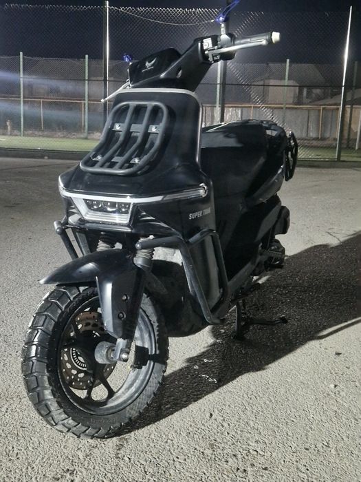 Мопед с Китая 125кубов