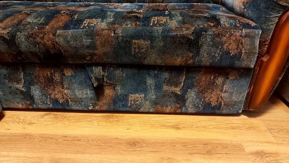 Продам диван угловой