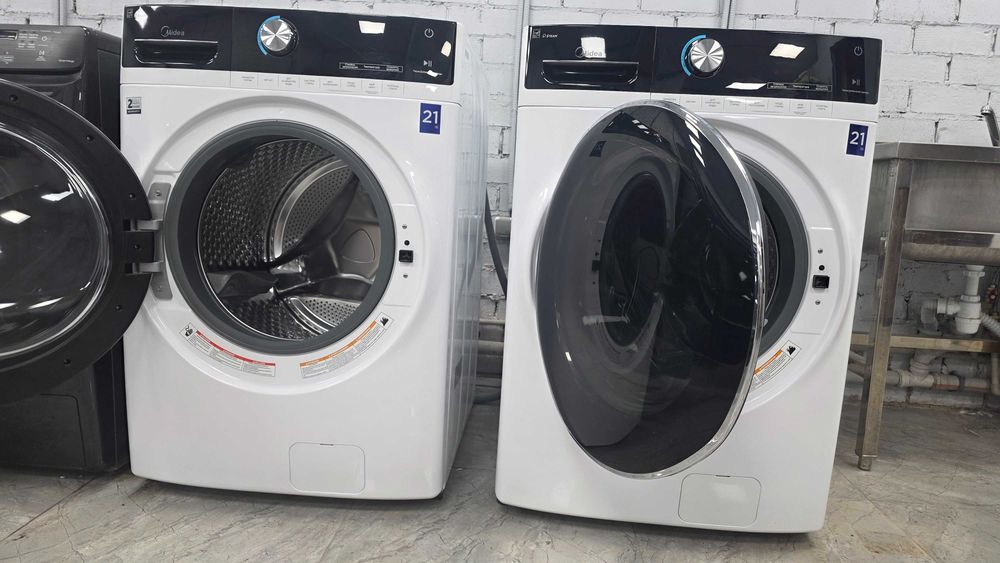 Стиральная машина Midea 21 кг.