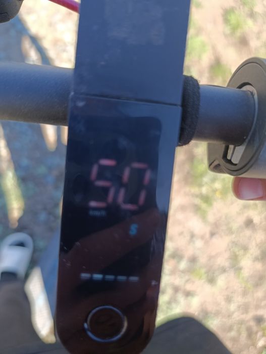 Продам электросамокат