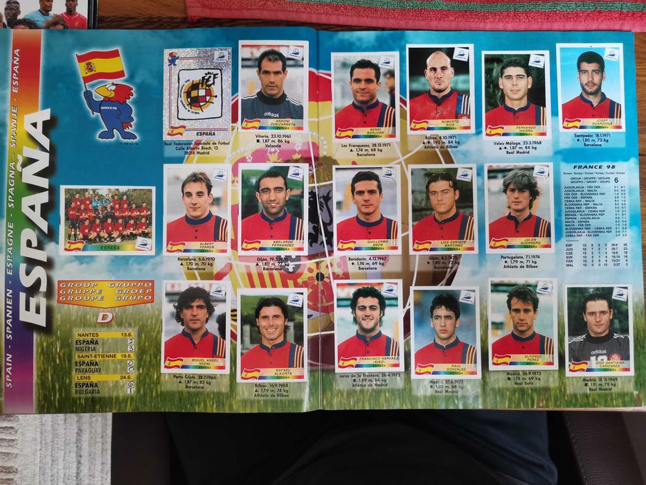 Album Panini World Cup France 98 – aproape complet (doar 5 stickere lipsa) include IRAN
