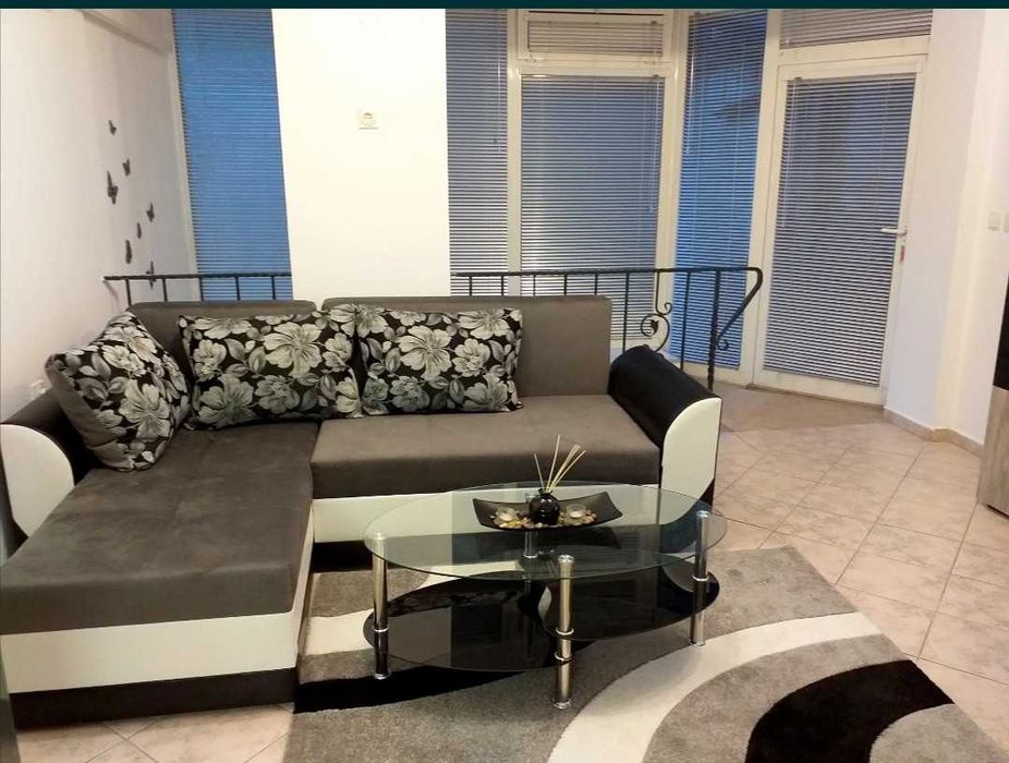 ИДЕАЛЕН ЦЕНТЪР! 435€ ! Собственик