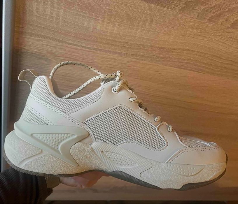 Uspa Ralph lauren бежови маратонки