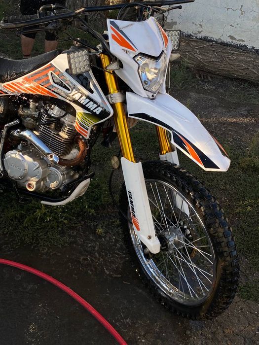 Продам Эндуро  YAMMA 250Куб торг на месте