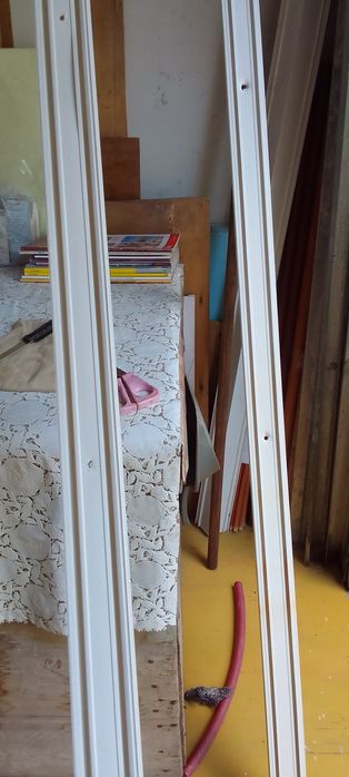 Продам б/у гардины к потолку.