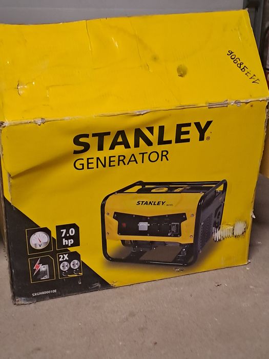 Vând generator Stanley