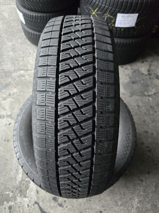 Lasaa (Bridgestone)  195/60 R16 C 99/97T MS iarnă