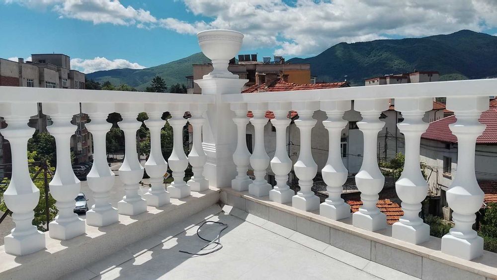 Балюстри за парапети