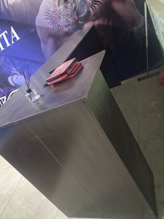 Ресепш и полки под тв