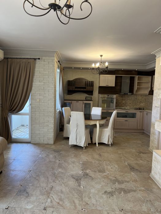 Дава се под наем Двустаен апартамент в Варна, Зимно кино Тракия - 101 кв.м за 700 € - Снимка #5