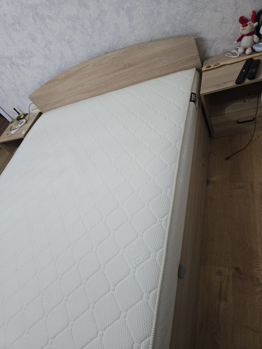 Легло с матрак 160/200