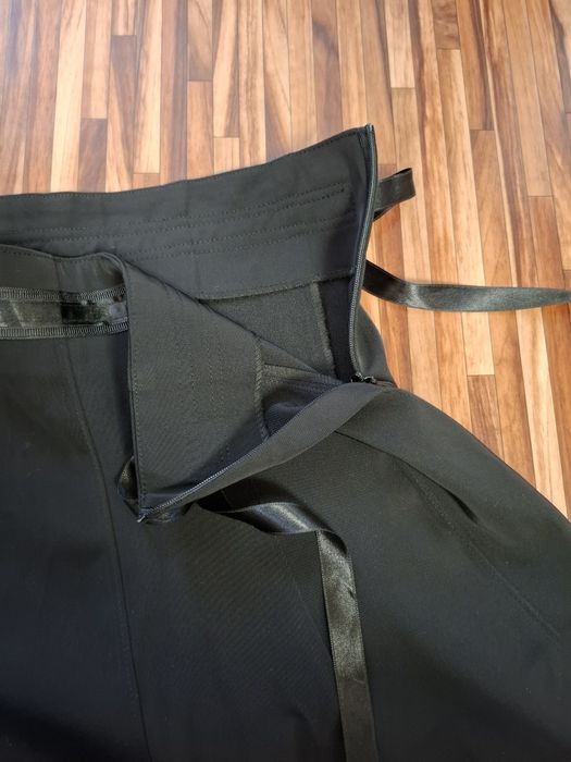 Продаю чёрную  юбку.